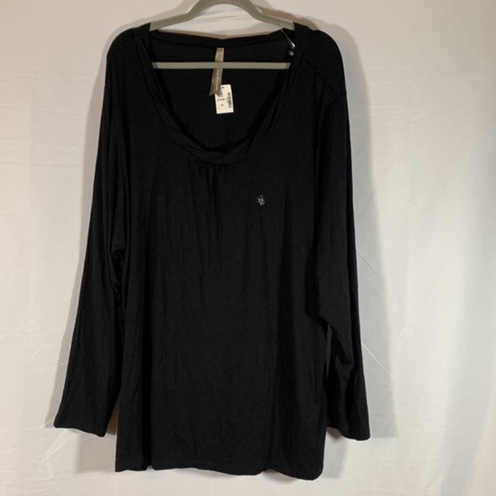 Pennington’s Black Long Sleeve Top NWT